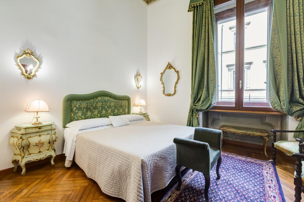 Affreschi Su Roma Luxury B&B Bagian luar foto