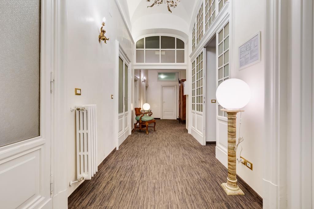 Affreschi Su Roma Luxury B&B Bagian luar foto