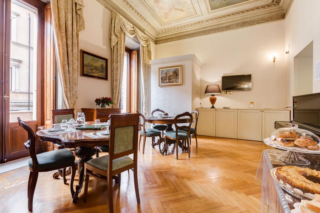 Affreschi Su Roma Luxury B&B Bagian luar foto